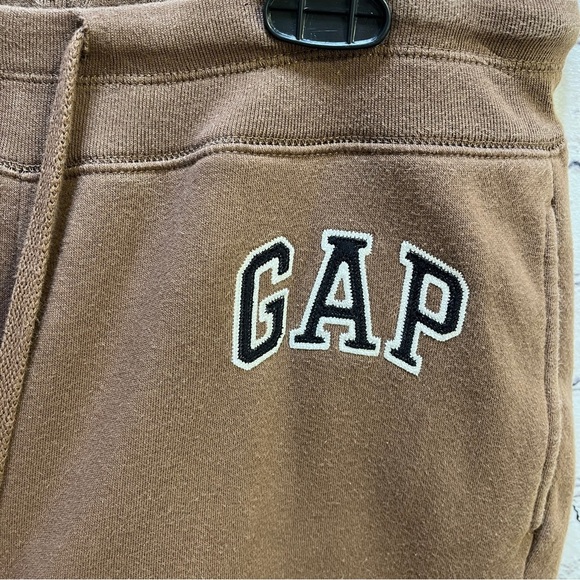 GAP Mens Heritage Logo Tapered Leg Jogger Light/Med Brown Size Small - Picture 3 of 9